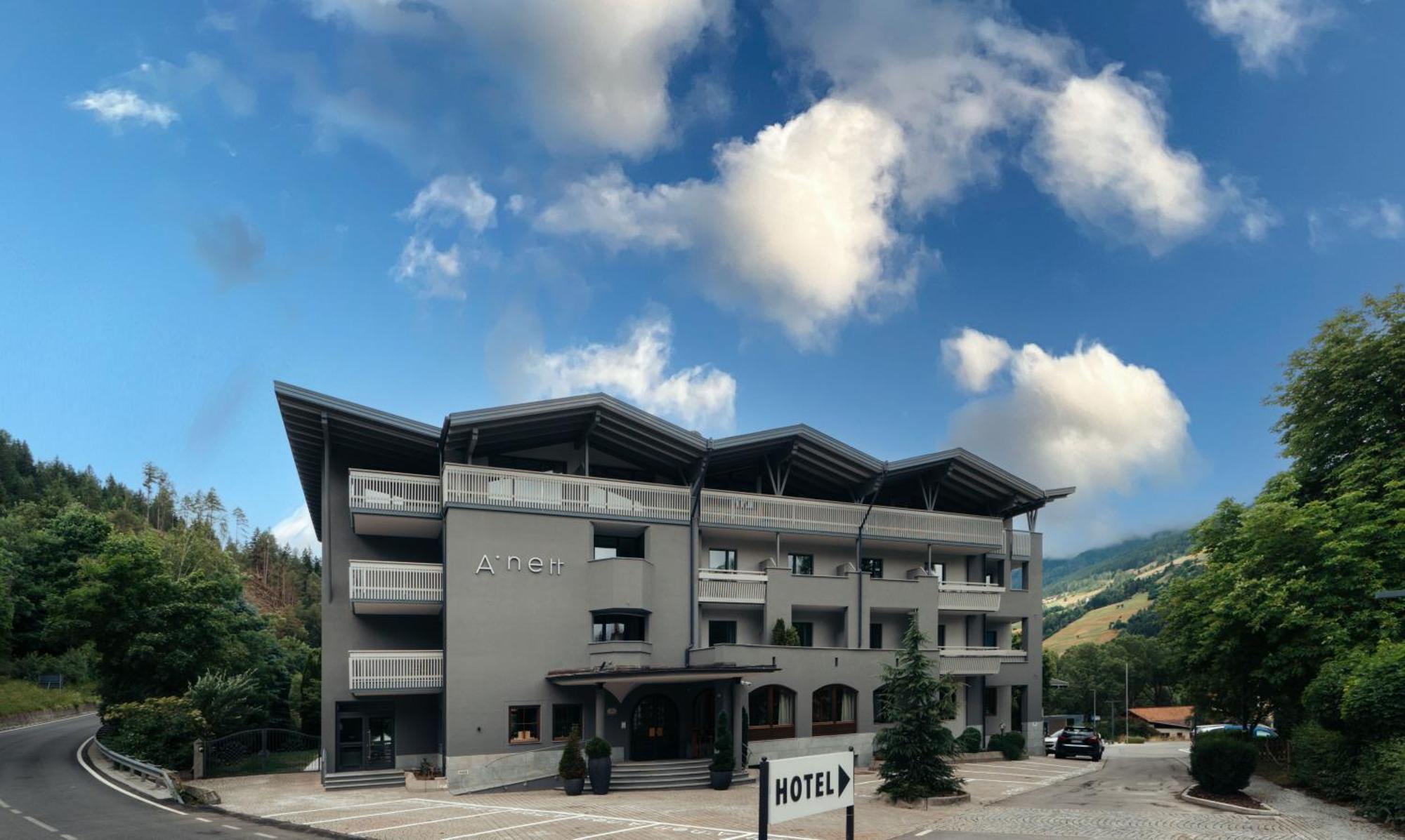 Anett Hotel วิปิเตโน ภายนอก รูปภาพ